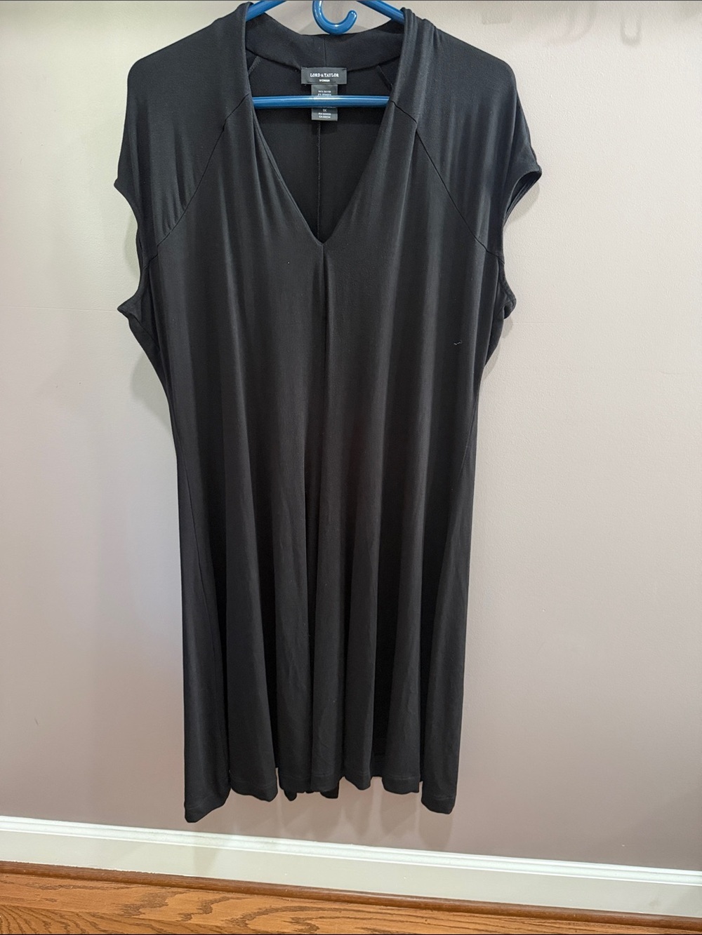 Lord and Taylor Women Black V-Neck Draped Tunic Dress 1X